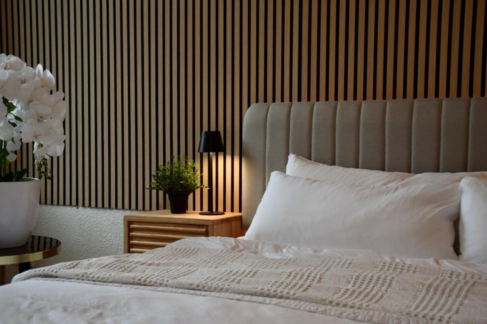 Charmanter Altbau In Schleussig Mit Balkon Leipzig Ngoại thất bức ảnh
