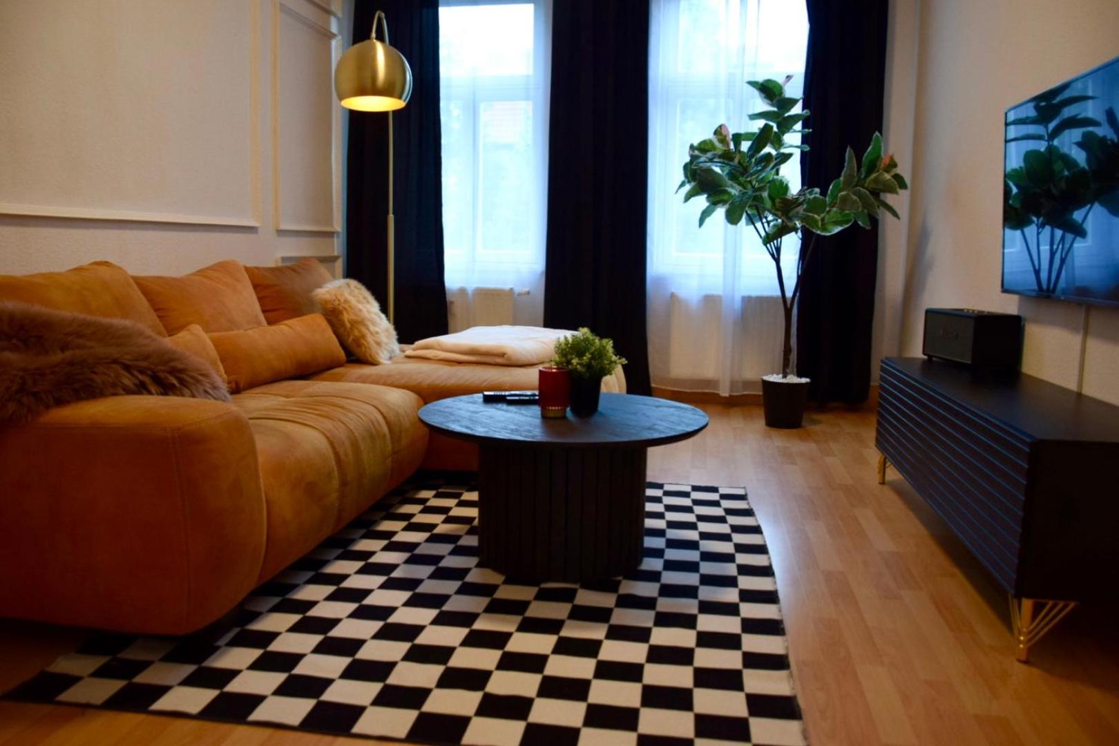 Charmanter Altbau In Schleussig Mit Balkon Leipzig Ngoại thất bức ảnh
