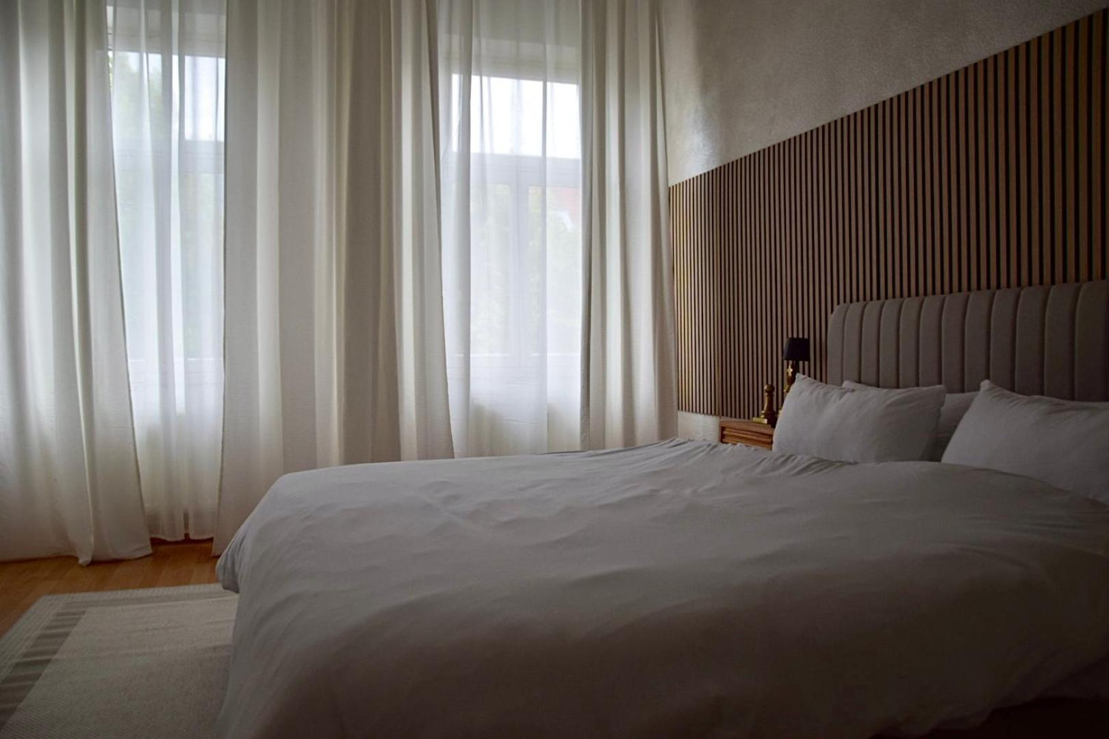 Charmanter Altbau In Schleussig Mit Balkon Leipzig Ngoại thất bức ảnh